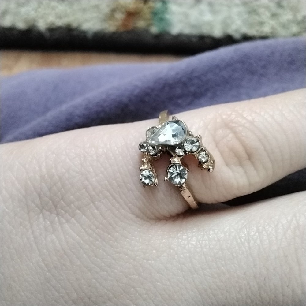 Ring - Picture 3 of 3